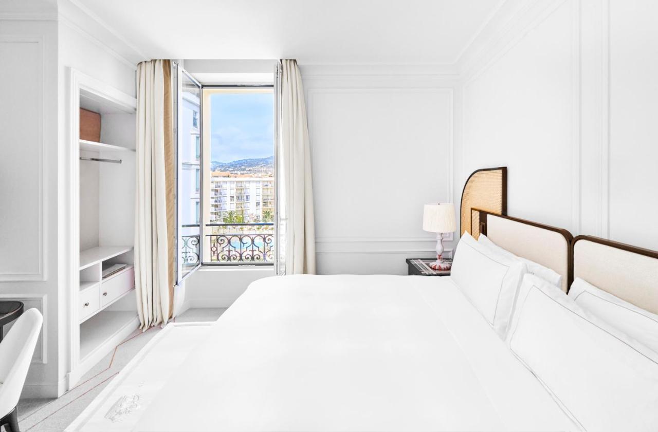 Premium King Room Garden View,1386700739:JPEG