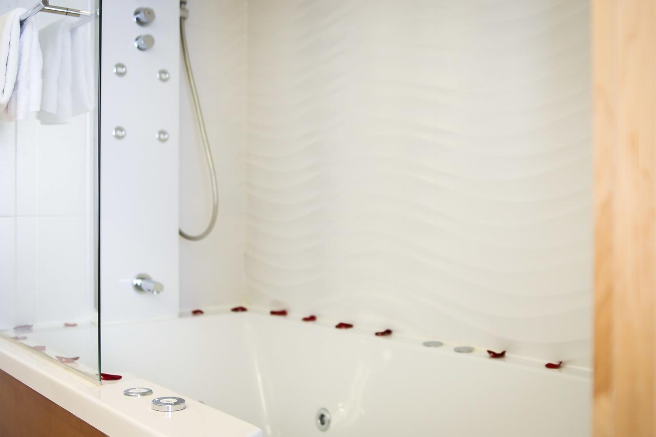 Junior Suite Spa Access,507093720:JPEG