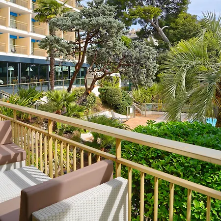 Radisson Hotel Cannes Seaside-3