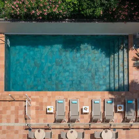 Le Cetai Cannes Beach Hotel-3
